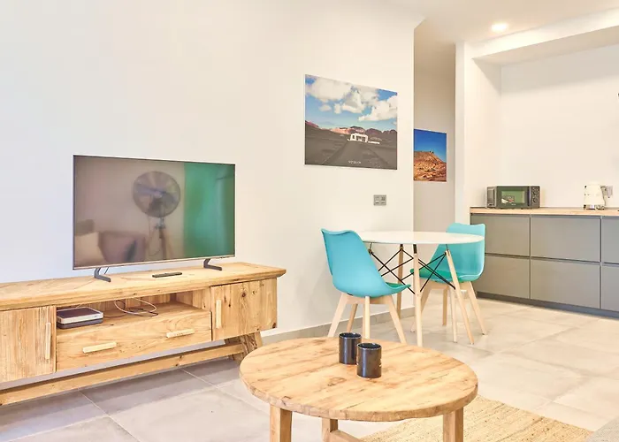 Weybeach 6 - New, Modern, Stylish, Fully Equipped