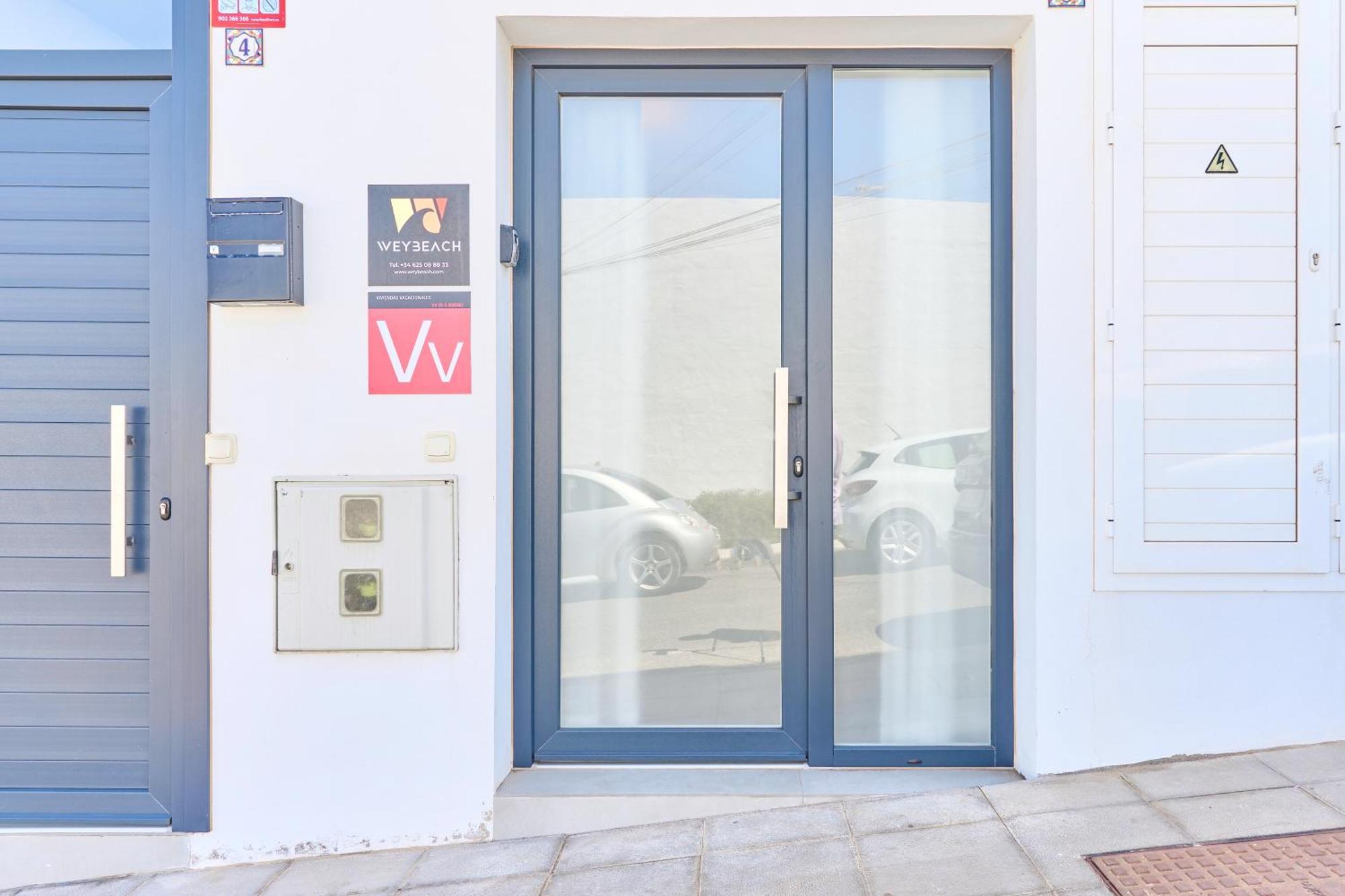 Weybeach 6 - New, Modern, Stylish, Fully Equipped Apartment *